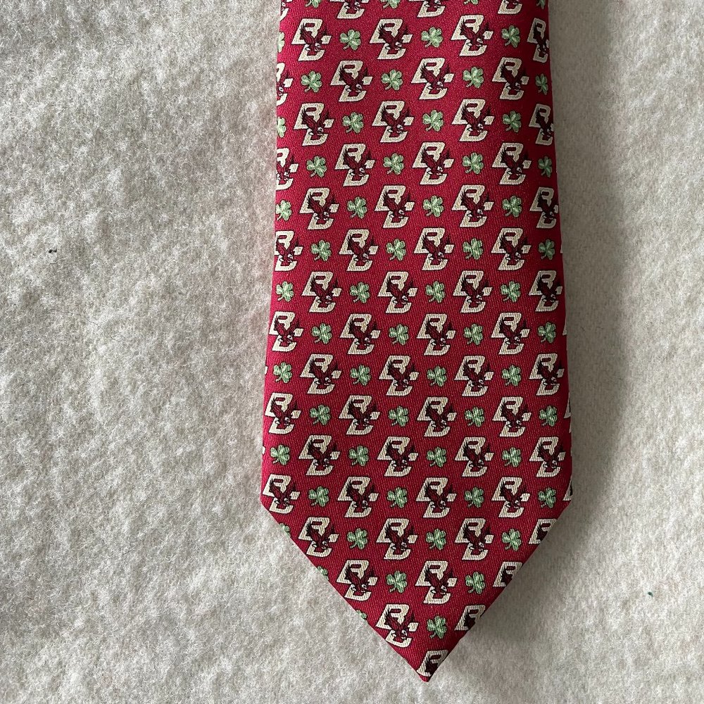 Vineyard Vines Boston College Shamrock Tie